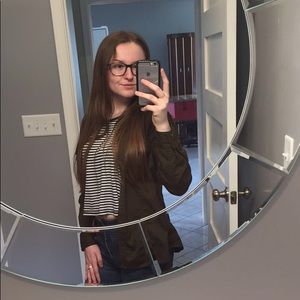 Meet your Posher, Mikayla